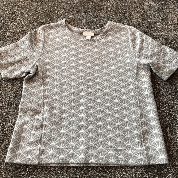 LOFT Tops - Loft Lightweight Elbow Sleeve Patterned Top